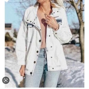 Cabi Spring 2022 Drew Jacket